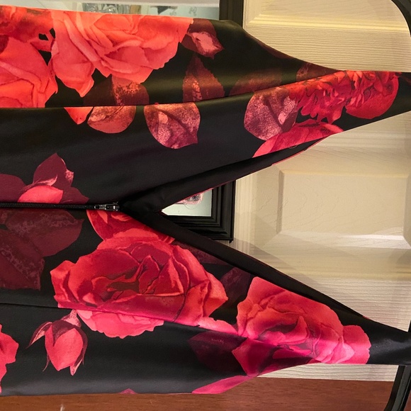 Satin Floral V-Neck Ball Gown - Picture 6 of 7